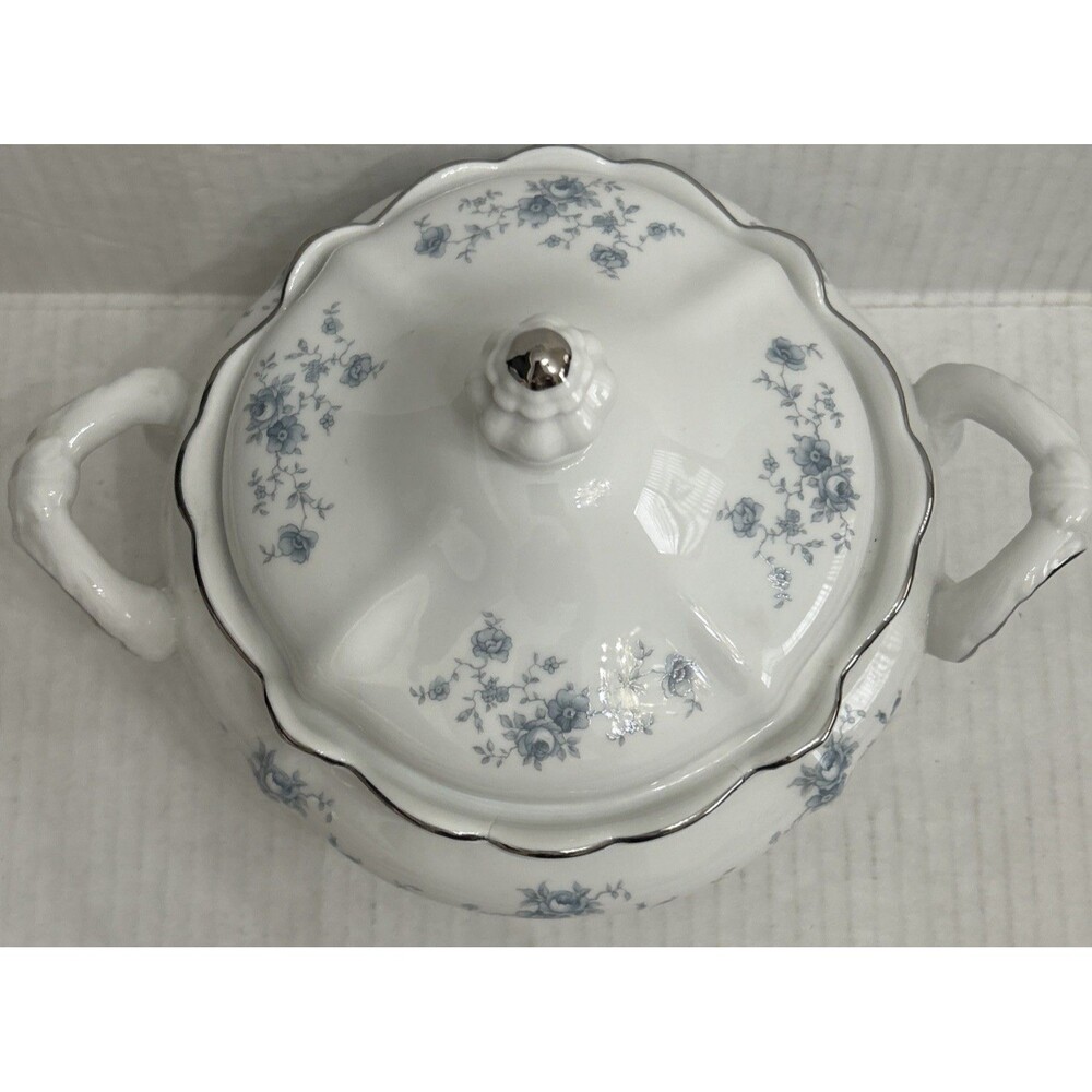Vintage Johann Haviland “Blue Garland” Covered Vegetable Bowl or Casserole Dish - Picture 2 of 16